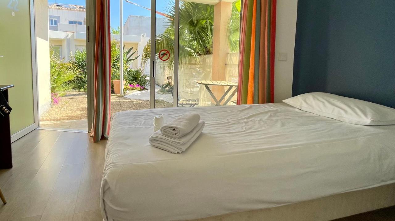 Amerique Hotel Palavas - Piscine - Plage Esterno foto