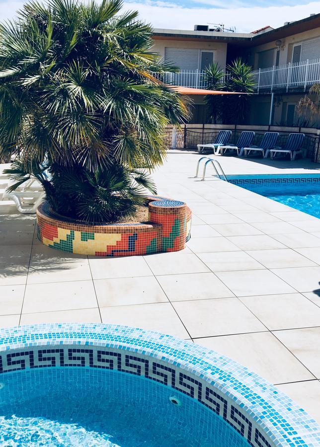 Amerique Hotel Palavas - Piscine - Plage Esterno foto