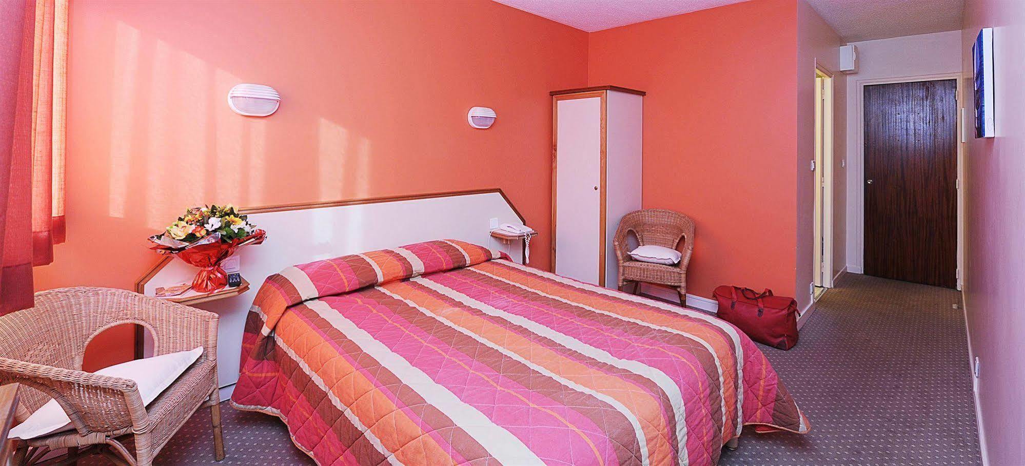 Amerique Hotel Palavas - Piscine - Plage Esterno foto